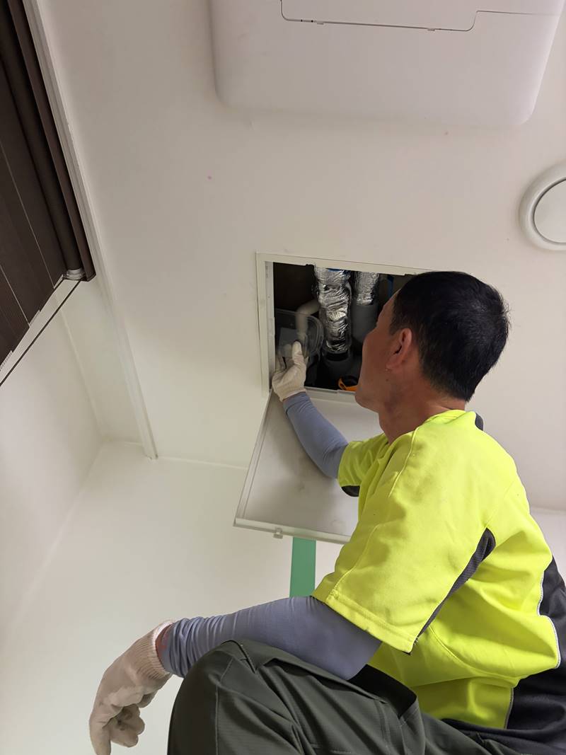 SK뷰파크3차 화장실 바닥 방수공사 · 육가방수 및 욕실 인테리어 타일 복구공사